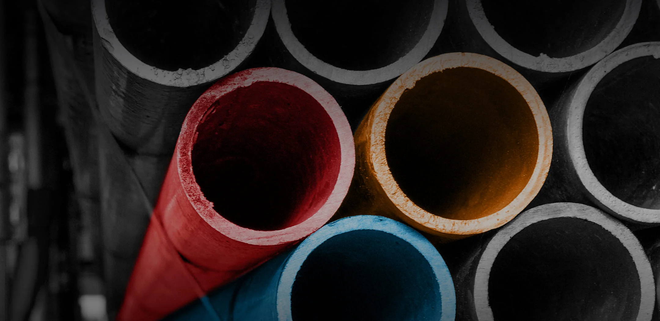 Tuyaux industriels colorés